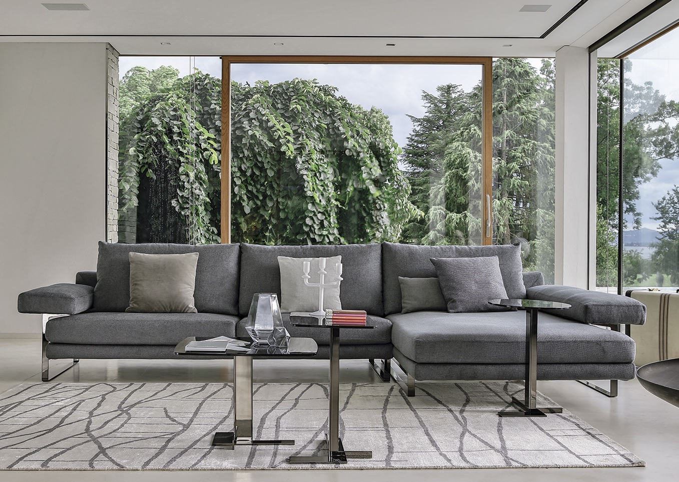 How to Choose the Right Sofa Style for Your Living Room